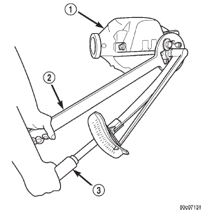 Fig. 30 Tighten Pinion Nut