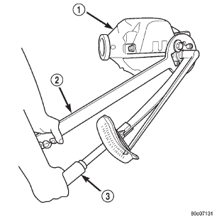 Fig. 38 Tighten the Pinion Nut